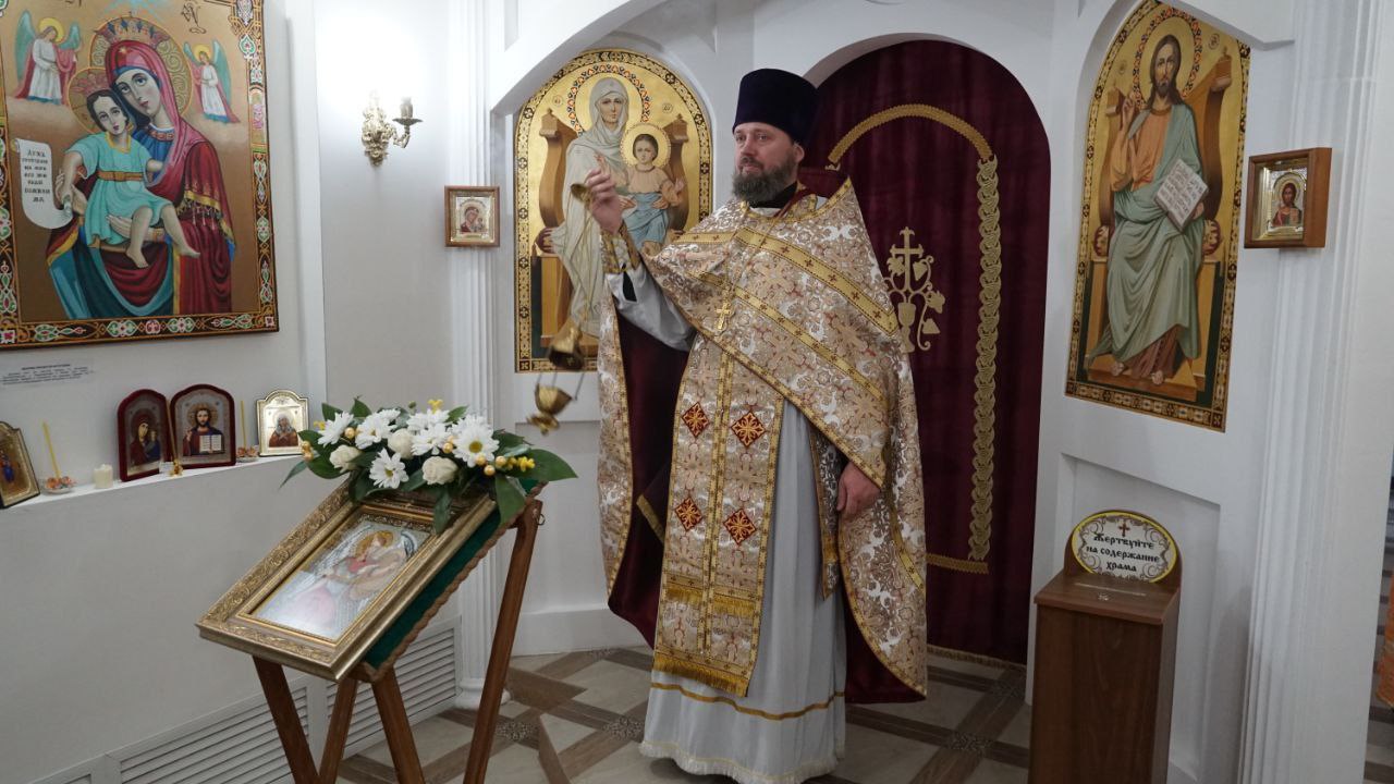 Луганск. Престольный день храма при филиале института МВД России Луганск. Престольный день храма при филиале института МВД России