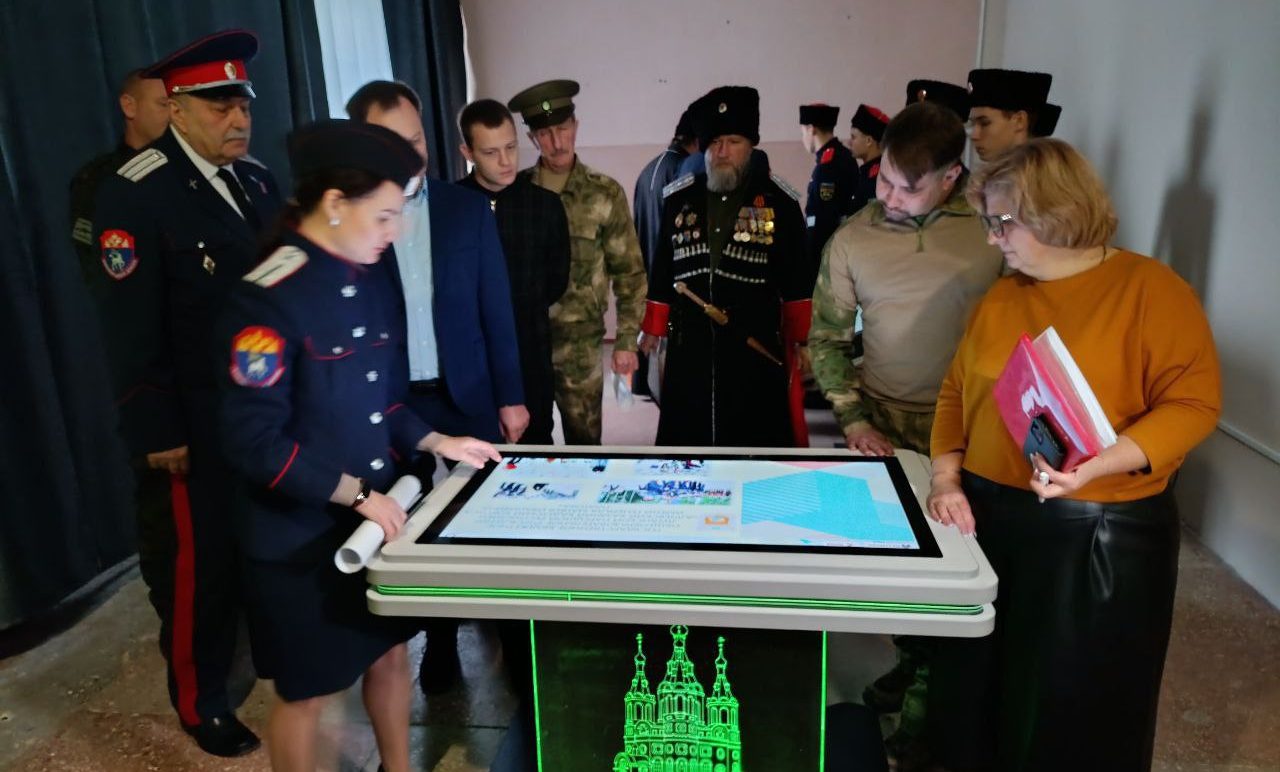 Алчевск. Состоялся смотр конкурса "Лучший казачий кадетский корпус" Алчевск. Состоялся смотр конкурса "Лучший казачий кадетский корпус"